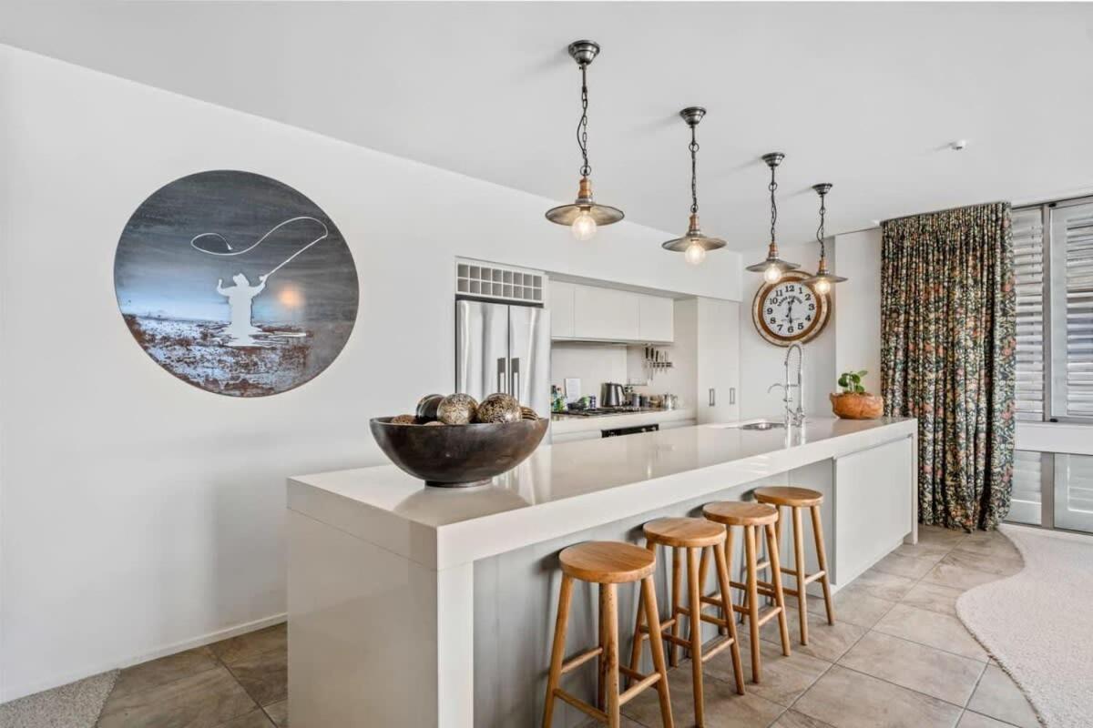 Pembroke Luxury Apartment Wanaka Exterior foto